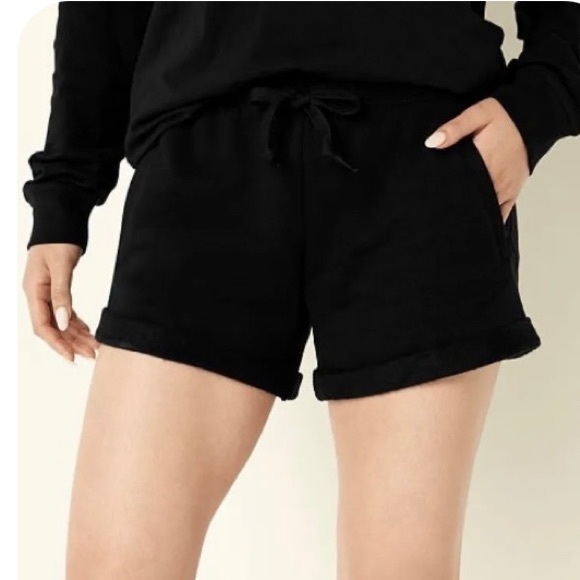 Victoria's Secret PINK Size XL M L Bling Short
Sleeved Tee SHINE SHORTS Outfit - Picture 8 of 12